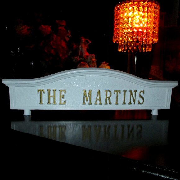 Frontgate Mailbox Topper/ The Martins - Picture 1 of 5